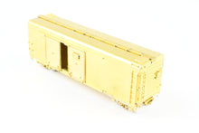 Load image into Gallery viewer, HO Brass W&R Enterprises PRR - Pennsylvania Railroad or NP - Northern Pacific 40' Round Roof Auto Box Car