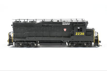 Load image into Gallery viewer, HO Brass Oriental Limited PRR - Pennsylvania Railroad EMD GP30 2250 HP Low Hood Phase II w/ Trainphone Antenna FP