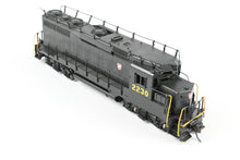 Load image into Gallery viewer, HO Brass Oriental Limited PRR - Pennsylvania Railroad EMD GP30 2250 HP Low Hood Phase II w/ Trainphone Antenna FP