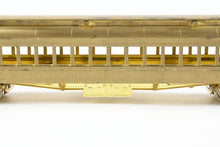 Load image into Gallery viewer, HO Brass Railworks Ltd. DL&W - Lackawanna Boonton Coach w/Plain Roof