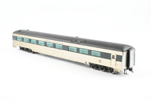 Load image into Gallery viewer, HO Multimedia Assembled Kit NH - New Haven 48-Seat Diner CP Lettered Roger Sherman