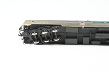 Load image into Gallery viewer, HO Multimedia Assembled Kit NH - New Haven 48-Seat Diner CP Lettered Roger Sherman