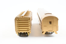 Load image into Gallery viewer, HO Brass NPP - Nickel Plate Products Erie Railroad Modernized Coach & 40 ton Milk Car Set