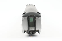 Load image into Gallery viewer, HO Multimedia Assembled kit NH - New Haven 64-Seat Coach 14-Seat Smoker Car CP #8607
