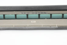 Load image into Gallery viewer, HO Multimedia Assembled kit NH - New Haven 64-Seat Coach 14-Seat Smoker Car CP #8607