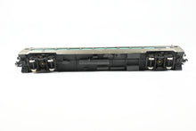 Load image into Gallery viewer, HO Multimedia Assembled kit NH - New Haven 64-Seat Coach 14-Seat Smoker Car CP #8607