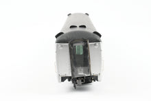 Load image into Gallery viewer, HO Multimedia Assembled Kit NH - New Haven 64-Seat Coach 14-Seat Smoker Car #8617