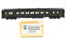 Load image into Gallery viewer, HO Brass Oriental Limited GN - Great Northern Heavyweight Coach CP No. 995