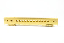Load image into Gallery viewer, HO Brass Oriental Limited GN - Great Northern Lightweight Coach Nos. 1215-1220 Skirted