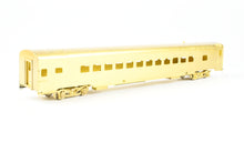 Load image into Gallery viewer, HO Brass Oriental Limited GN - Great Northern Lightweight Coach Nos. 1215-1220 Skirted