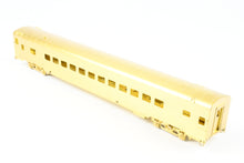Load image into Gallery viewer, HO Brass Oriental Limited GN - Great Northern Lightweight Coach Nos. 1215-1220 Skirted