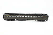 Load image into Gallery viewer, HO Brass CON Oriental Limited GN - Great Northern Modernized Heavyweight First Class Coach CP No. 960 1935 Empire Builder