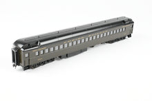 Load image into Gallery viewer, HO Brass CON Oriental Limited GN - Great Northern Modernized Heavyweight First Class Coach CP No. 960 1935 Empire Builder