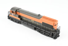 Load image into Gallery viewer, HO Brass Oriental Limited GN - Great Northern GE U-30B 3000 HP Low Hood Road Switcher Custom Painted No. 2524