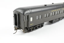 Load image into Gallery viewer, HO Brass Oriental Limited GN - Great Northern Heavyweight Coach CP No. 993