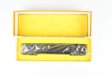 Load image into Gallery viewer, HO Brass Oriental Limited GN - Great Northern Heavyweight Coach CP No. 993