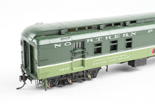 Load image into Gallery viewer, HO Brass W&R Enterprises NP - Northern Pacific RPO Car Custom Painted "Loewy" No. 1435