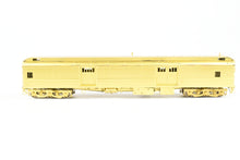 Load image into Gallery viewer, HO Brass W&R Enterprises NP - Northern Pacific Baggage Car Nos. 1500 - 1515