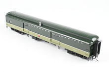 Load image into Gallery viewer, HO Brass W&R Enterprises NP - Northern Pacific Baggage Car Factory Painted "Loewy" No. 1505