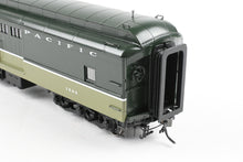 Load image into Gallery viewer, HO Brass W&R Enterprises NP - Northern Pacific Baggage Car Factory Painted "Loewy" No. 1505