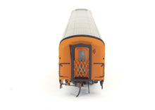Load image into Gallery viewer, HO Rapido Trains Inc. MILW - Milwaukee Road Lightweight Coach Passenger Car