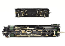 Load image into Gallery viewer, HO Brass CON LMB T&P - Texas & Pacific 2-10-4 Pro Painted Green Boiler Jacket #609