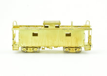Load image into Gallery viewer, HO Brass OMI - Overland Models, Inc. NH - New Haven NE-6 Caboose