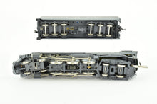 Load image into Gallery viewer, HO Brass CON Key Imports "Custom Series" NYC - New York Central 1940 20th Century Limited Dreyfuss Hudson and 6 Car Passenger Set