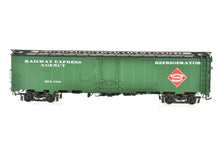 Load image into Gallery viewer, HO Brass CIL - Challenger Imports REA - Railway Express Agency 52' Steel Express Refrigerator Car FP