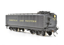 Load image into Gallery viewer, HO Brass Key Imports N&W - Norfolk & Western "A" Class 27,000 Gallon Auxiliary Tender