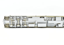 Load image into Gallery viewer, O Brass CON Pecos River Brass ATSF - Santa Fe Topkea Business Car NO LIGHTS