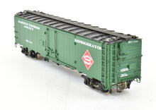 Load image into Gallery viewer, HO Brass CIL - Challenger Imports REA - Railway Express Agency 52' Steel Express Refrigerator Car FP