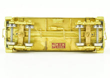 Load image into Gallery viewer, HO Brass OMI - Overland Models, Inc. NH - New Haven NE-2 Caboose - C500-C505