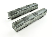 Load image into Gallery viewer, HO Brass Erie Limited NYC - New York Central 1948 20th Century Limited 2 E7 A/B Locomotives and 9-Car Set