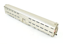 Load image into Gallery viewer, HO Brass CON OMI - Overland Models, Inc. CB&Q - Burlington Route Cab Control Gallery Coach