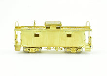 Load image into Gallery viewer, HO Brass OMI - Overland Models, Inc. NH - New Haven NE-6 Caboose