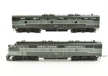 Load image into Gallery viewer, HO Brass Erie Limited NYC - New York Central 1948 20th Century Limited 2 E7 A/B Locomotives and 9-Car Set