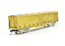 Load image into Gallery viewer, HO Brass Alco Models NYC - New York Central Milk Reefer With Cast Trucks