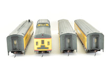 Load image into Gallery viewer, HO Rivarossi UP - Union Pacific Passenger Car Set A - 2 Coaches, 1 Observation, 1 Diner