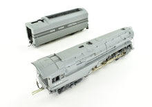 Load image into Gallery viewer, HO Brass CON Key Imports "Custom Series" NYC - New York Central 1940 20th Century Limited Dreyfuss Hudson and 6 Car Passenger Set