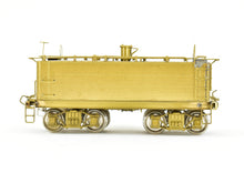 Load image into Gallery viewer, HO Brass Oriental Limited GN - Great Northern Water Car Also Used As Aux Tender