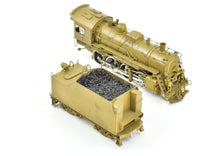 Load image into Gallery viewer, HO Brass Hallmark Models IC - Illinois Central 2-8-0 Steam Locomotive