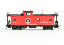 Load image into Gallery viewer, HO Brass OMI - Overland Models, Inc. GN - Great Northern X-176 Iron Range Caboose CP