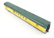 Load image into Gallery viewer, HO Brass Railway Classics C&NW - Chicago and North Western "400" Baggage 60' Mail RPO Car FP #8200