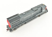 Load image into Gallery viewer, HO Atlas "Master Series" SSW - Cotton Belt GE Dash 8-40B No. 8057