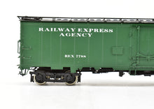 Load image into Gallery viewer, HO Brass CIL - Challenger Imports REA - Railway Express Agency 52' Steel Express Refrigerator Car FP
