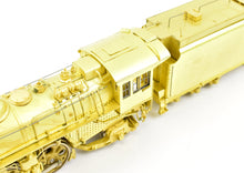 Load image into Gallery viewer, HO Brass OMI - Overland Models C&NW - Chicago & North Western E2a 4-6-2 Pacific