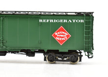 Load image into Gallery viewer, HO Brass CIL - Challenger Imports REA - Railway Express Agency 52' Steel Express Refrigerator Car FP