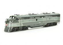 Load image into Gallery viewer, HO Brass Erie Limited NYC - New York Central 1948 20th Century Limited 2 E7 A/B Locomotives and 9-Car Set