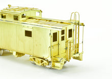 Load image into Gallery viewer, HO Brass OMI - Overland Models, Inc. NH - New Haven NE-6 Caboose
